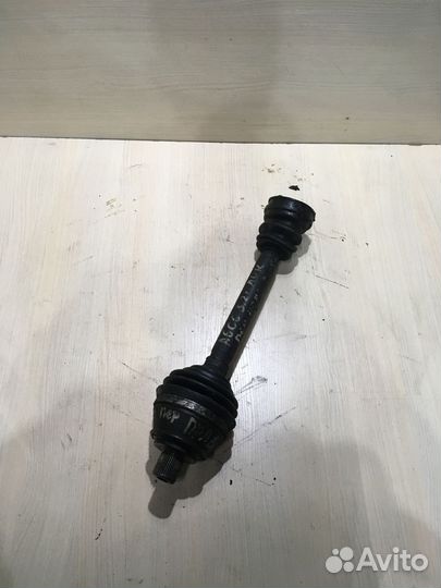 Полуось передняя Ауди А6 С6 аппп 3.2