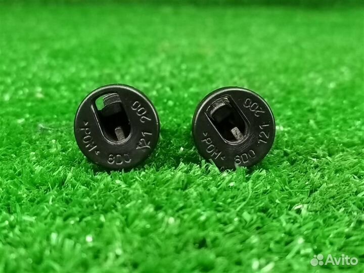 Крепёжный палец радиатора охлаждения Audi A6 Allr