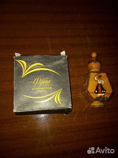 Пудра компактная, духи Болгарская роза, винтаж