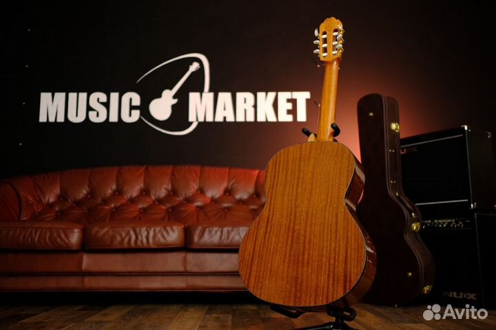 Классическая гитара Kremona (Комплект)