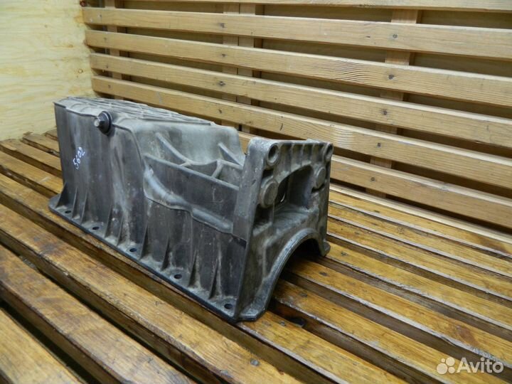 Масляный поддон нижний Ford Focus рест. 2002