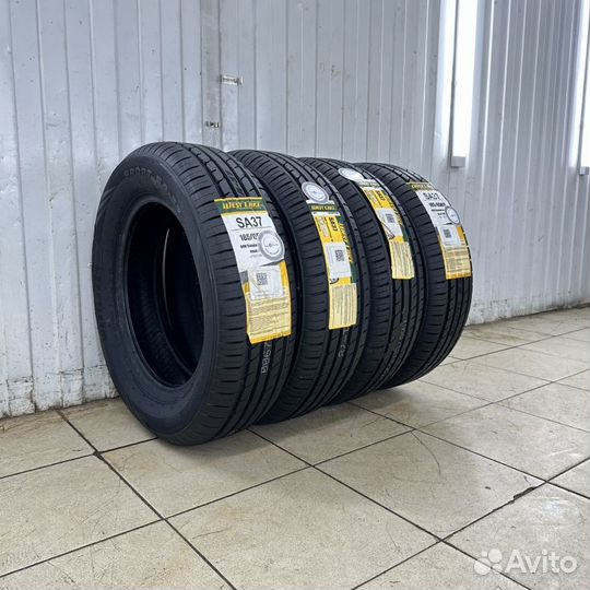 Westlake SA37 265/45 R21