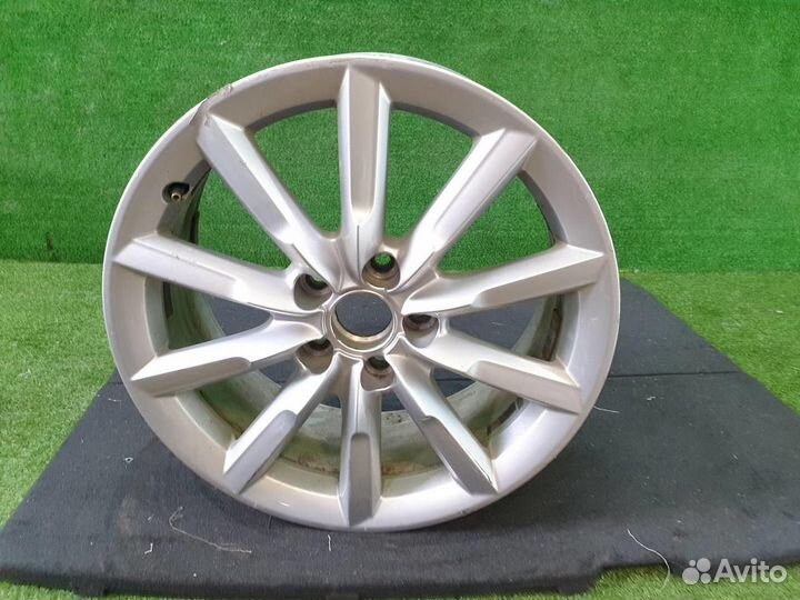 Диск литой R17 Audi Q3 1 8U (2011-2018)