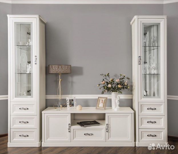 Гостиная тв Группа в стиле Классика