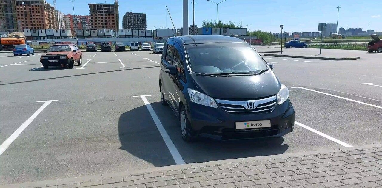 Honda Freed: фото владельца