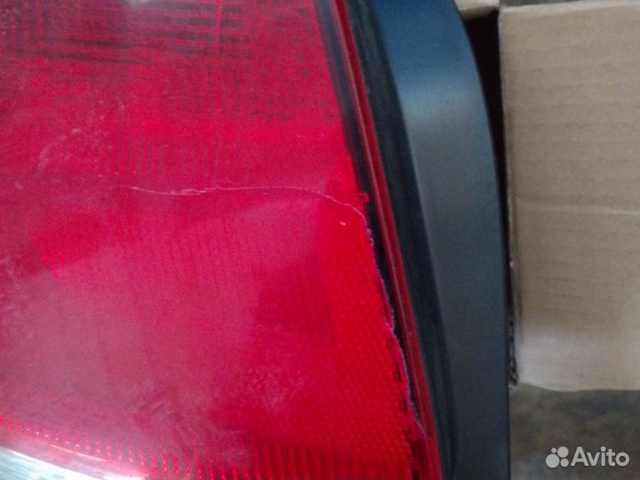 Фонарь задний левый volkswagen polo