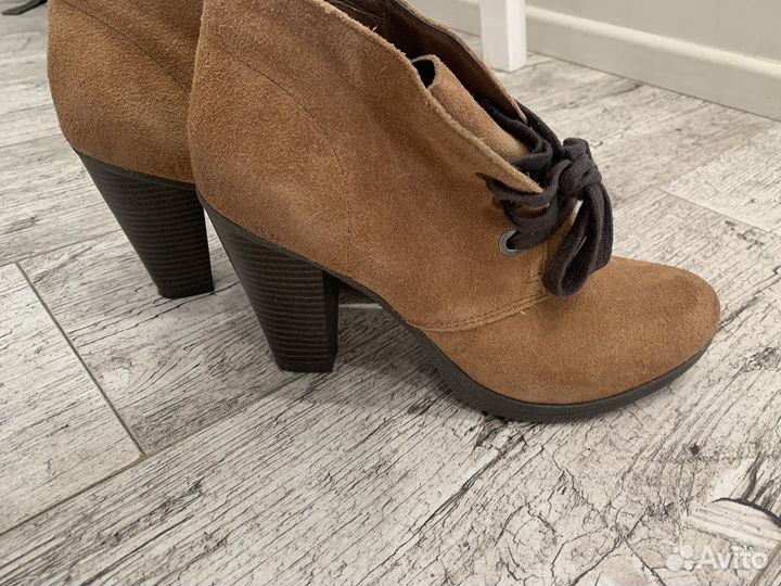 Ботильоны 40 размер Carnaby