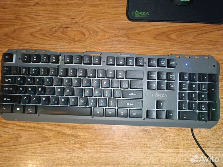 Игровая клавиатура с подсветкой