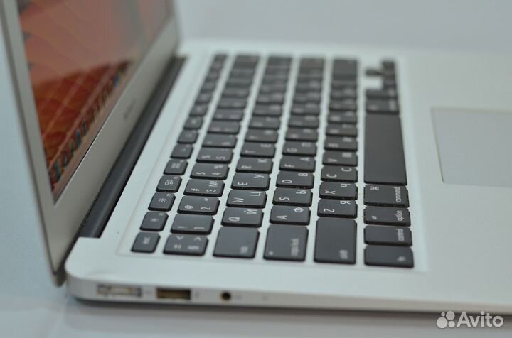 Macbook Air 13 2012, Core i5, 4GB, SSD 120GB