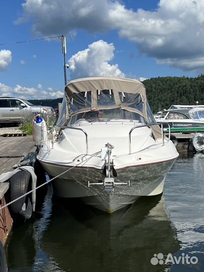 Quicksilver 470 cabin. Катер с каютой