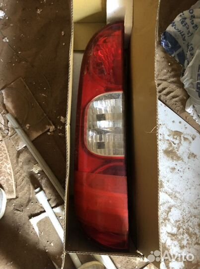 Задний фонарь фиат добло