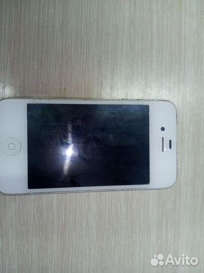 iPhone 4, 8 ГБ