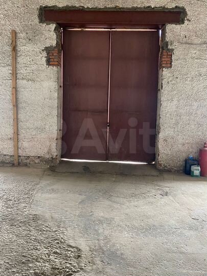 Склад, 2100 м²