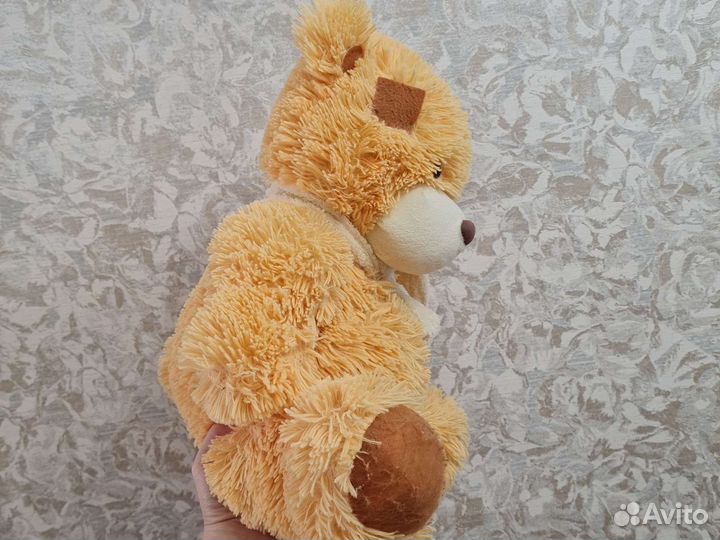 Плюшевый медведь