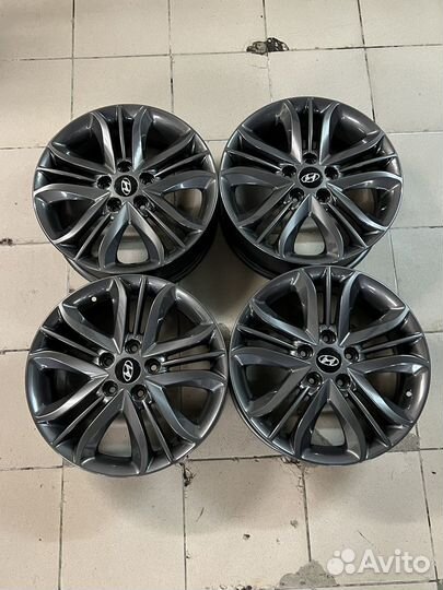 Оригинальные диски R17 на hyundai IX35
