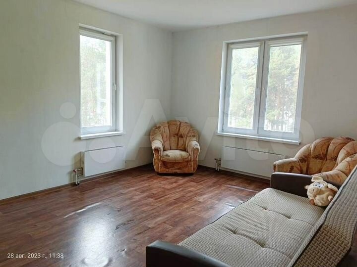 2-к. квартира, 52 м², 4/9 эт.