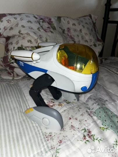 Космический корабль“ Майлз с другой планеты