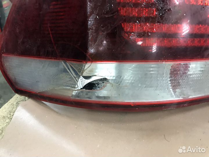 Фонарь левый оригинальный Volkswagen polo 5