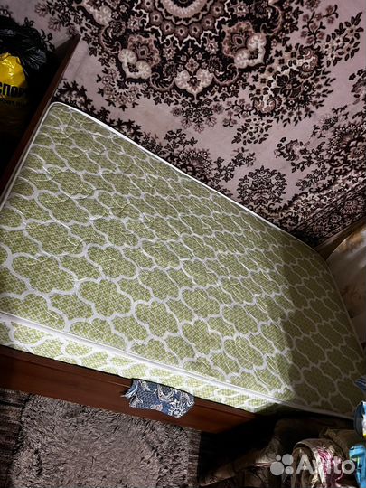 Кровать с матрасом 120х200