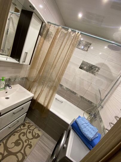 2-к. квартира, 72 м², 6/17 эт.