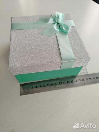 Коробка подарочная