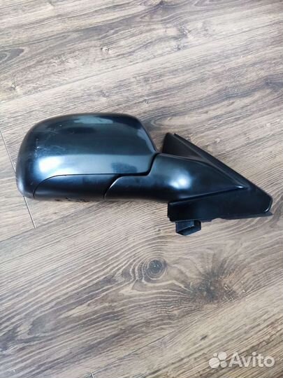 Audi c4 Правое боковое зеркало