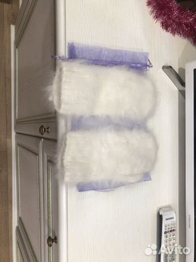 Варежки женские