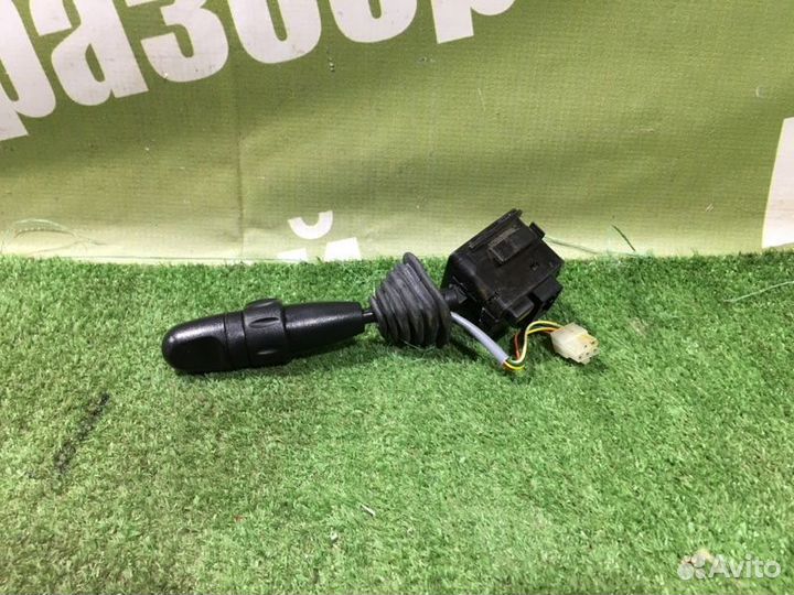 Подрулевой переключатель поворотников Chevrolet