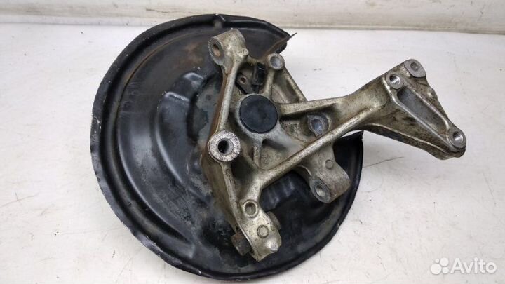 Кулак поворотный задний левый Volkswagen Passat B6