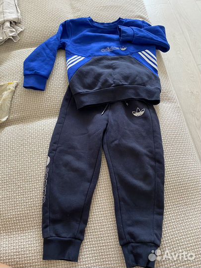 Продам костюм адидас