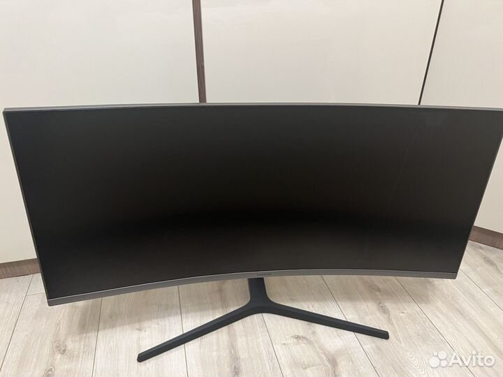Монитор Samsung 34