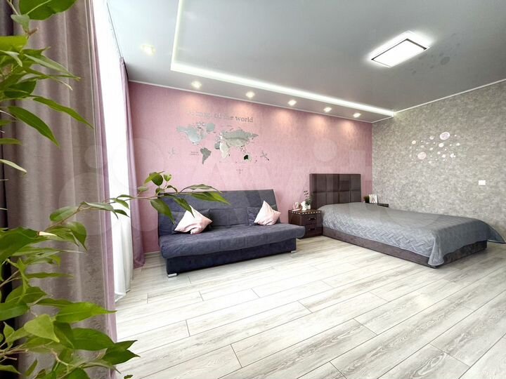 Квартира-студия, 42 м², 18/25 эт.
