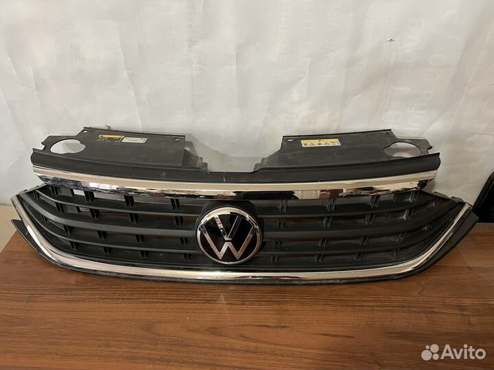 Решетка радиатора volkswagen polo 6
