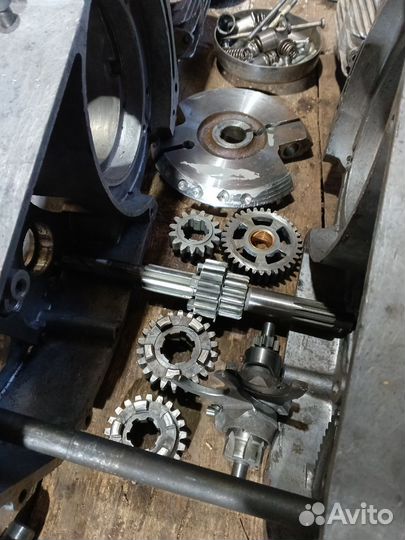 Разбор двигателя Иж-Юпитер 4