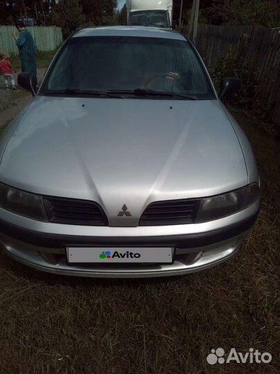 Mitsubishi Carisma 1.3 МТ, 2003, 3 800 км
