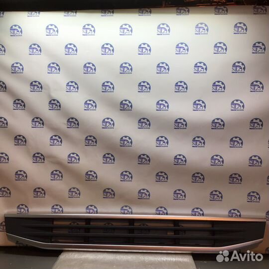 Ступенька откидная верхняя volvo FH5