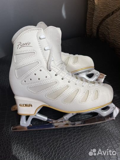 Фигурные коньки edea 230