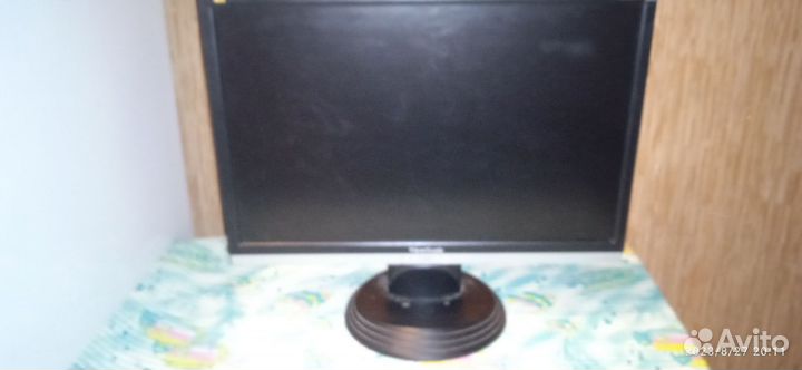 Монитор View Sonic va1916w