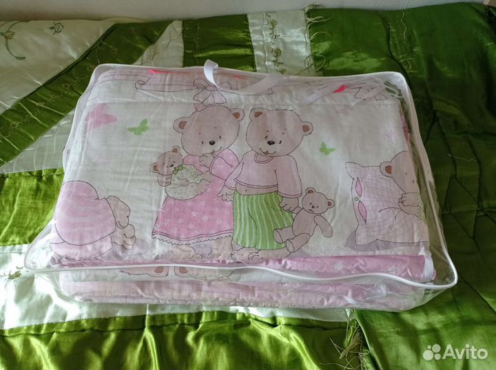 Комплект в детскую кроватку