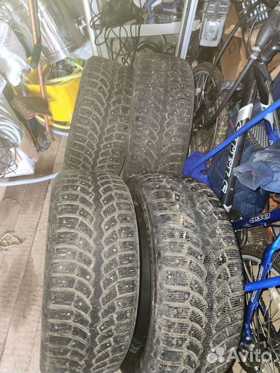 Bridgestone Blizzak Spike-01 255/55 R18