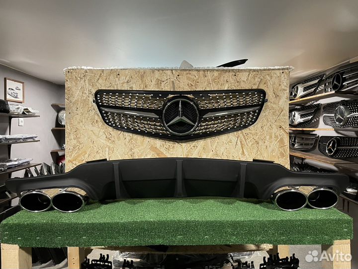 Диффузор с насадками W204 6.3 AMG