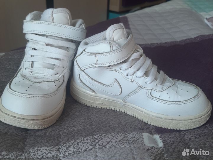 Кроссовки nike детские
