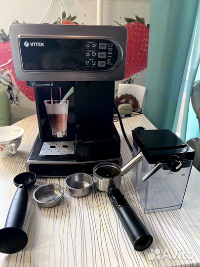 Кофемашина рожковая vitek vt-1517