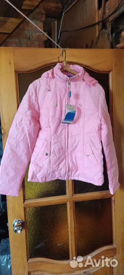 Куртки новые