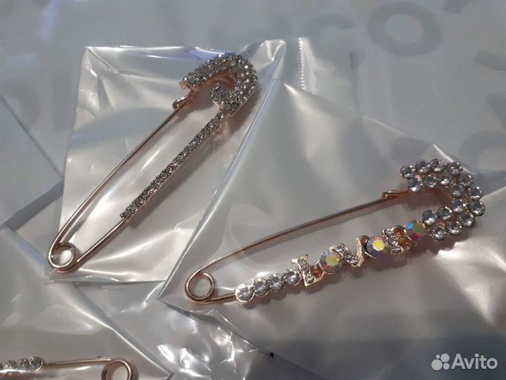 Булавки-брошь