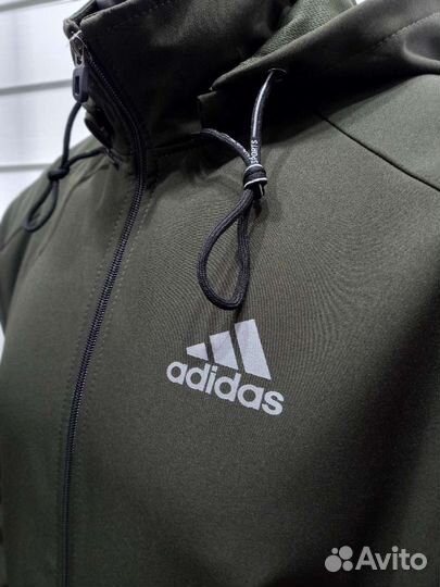 Спортивные костюмы