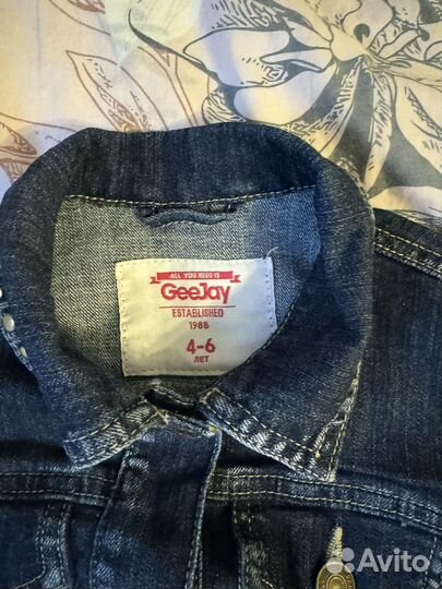 Джинсовая куртка для девочки