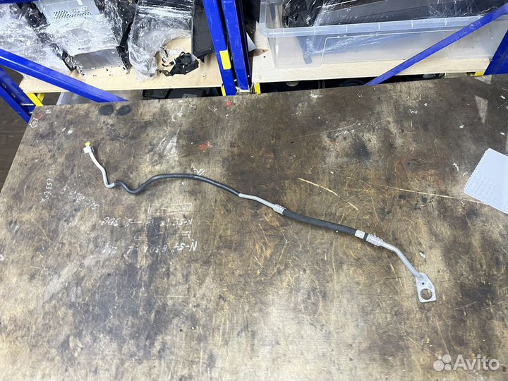 Трубки кондиционера на Мерседес w221