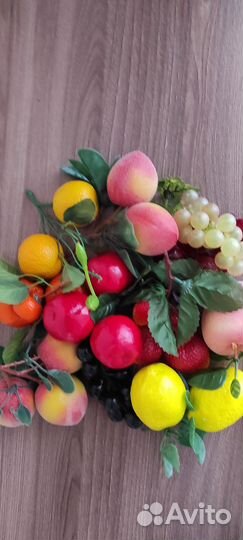 Муляжи фруктов. Большие