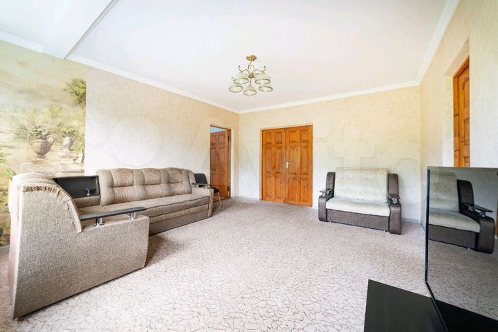 Дом 100 м² на участке 1 сот.